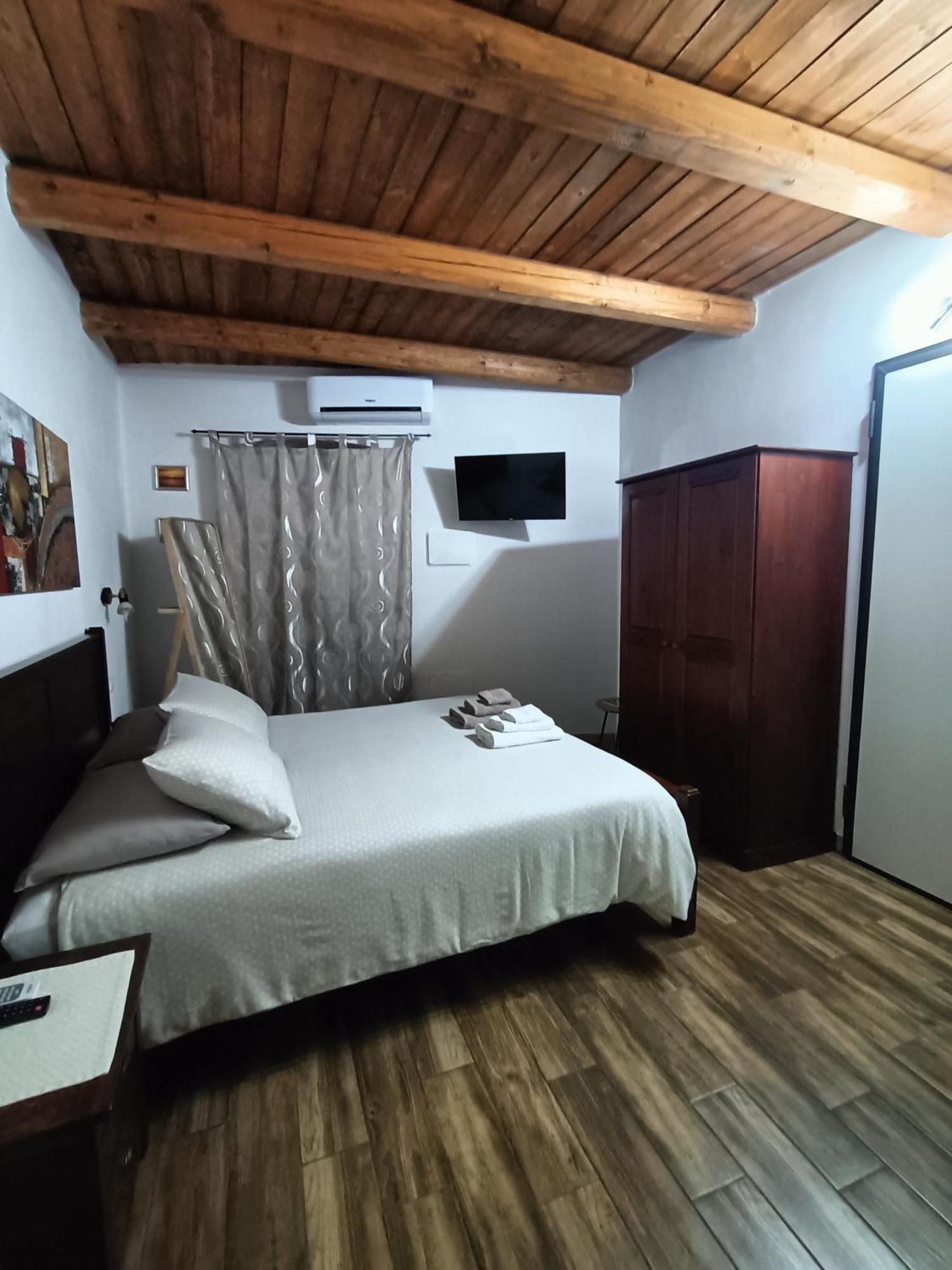 Bed And Breakfast Raggio Di Sole Iglesias Exteriér fotografie
